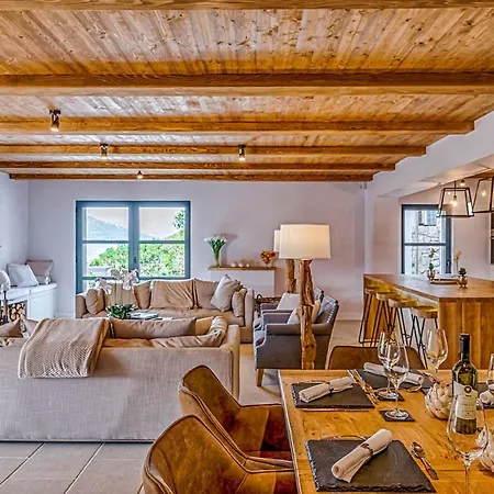 Vrbovica Sleeps 10 With Pool Air Con And Wifi Korcula Town